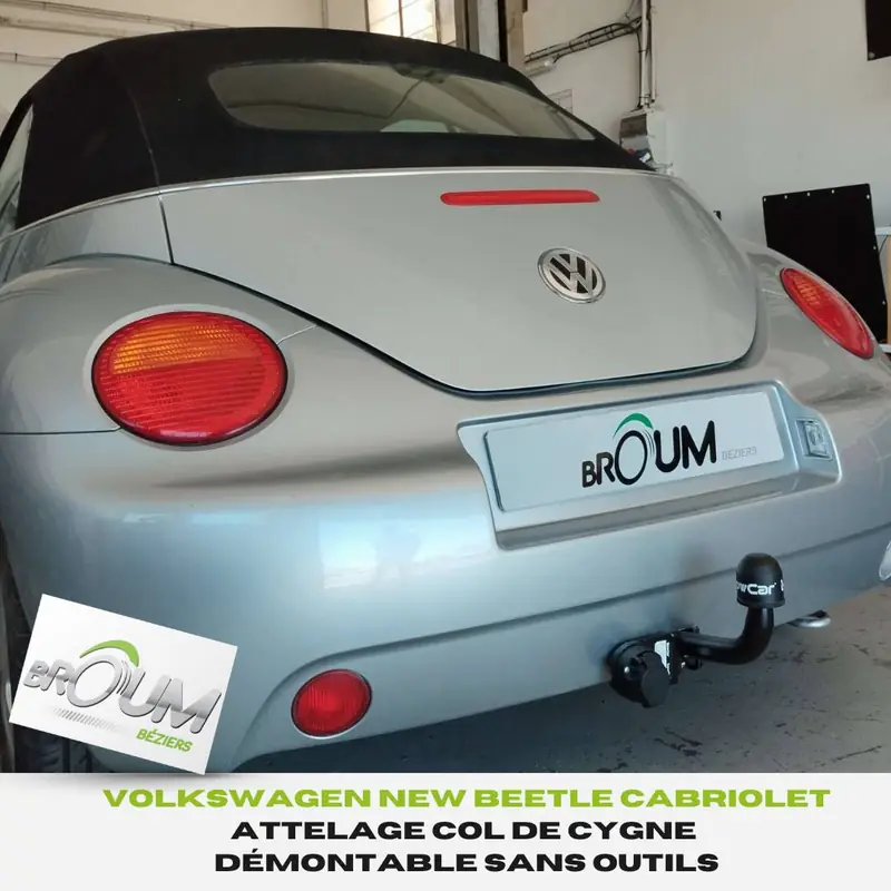 Attelage col de cygne démontable sans outils sur Volkswagen New Beetle Cabriolet à Béziers